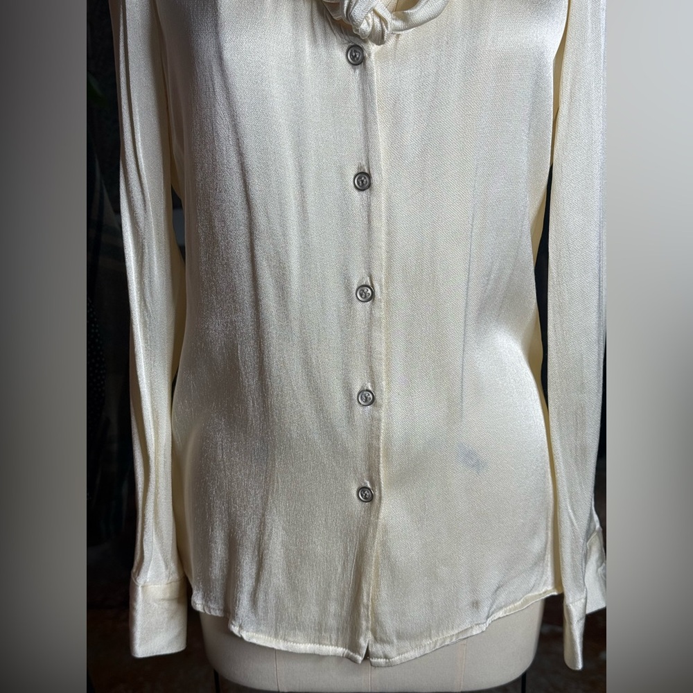 Vintage 1980s Cream Silk Bow Blouse - Picture 7 of 12